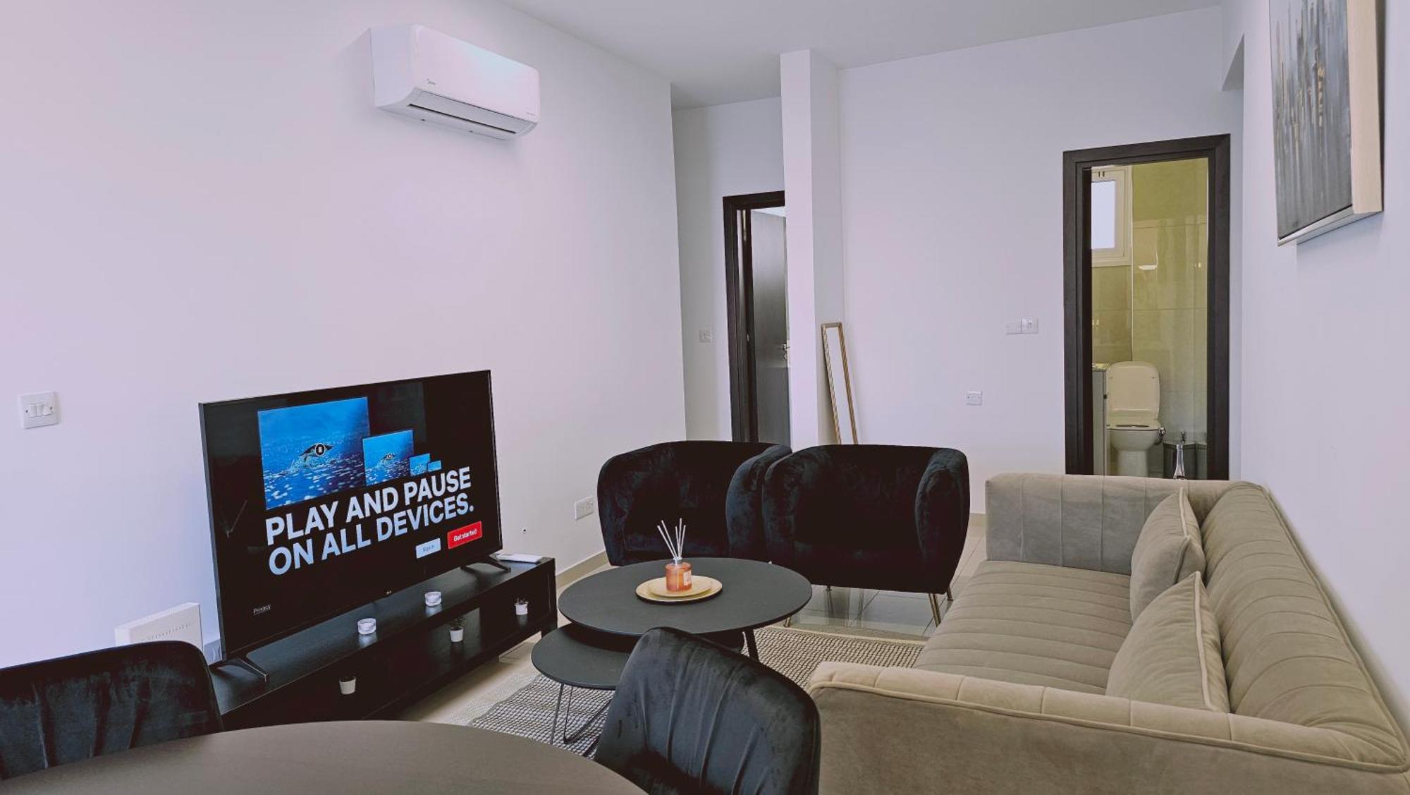 Stay Cosmo City Suites Нікосія Екстер'єр фото