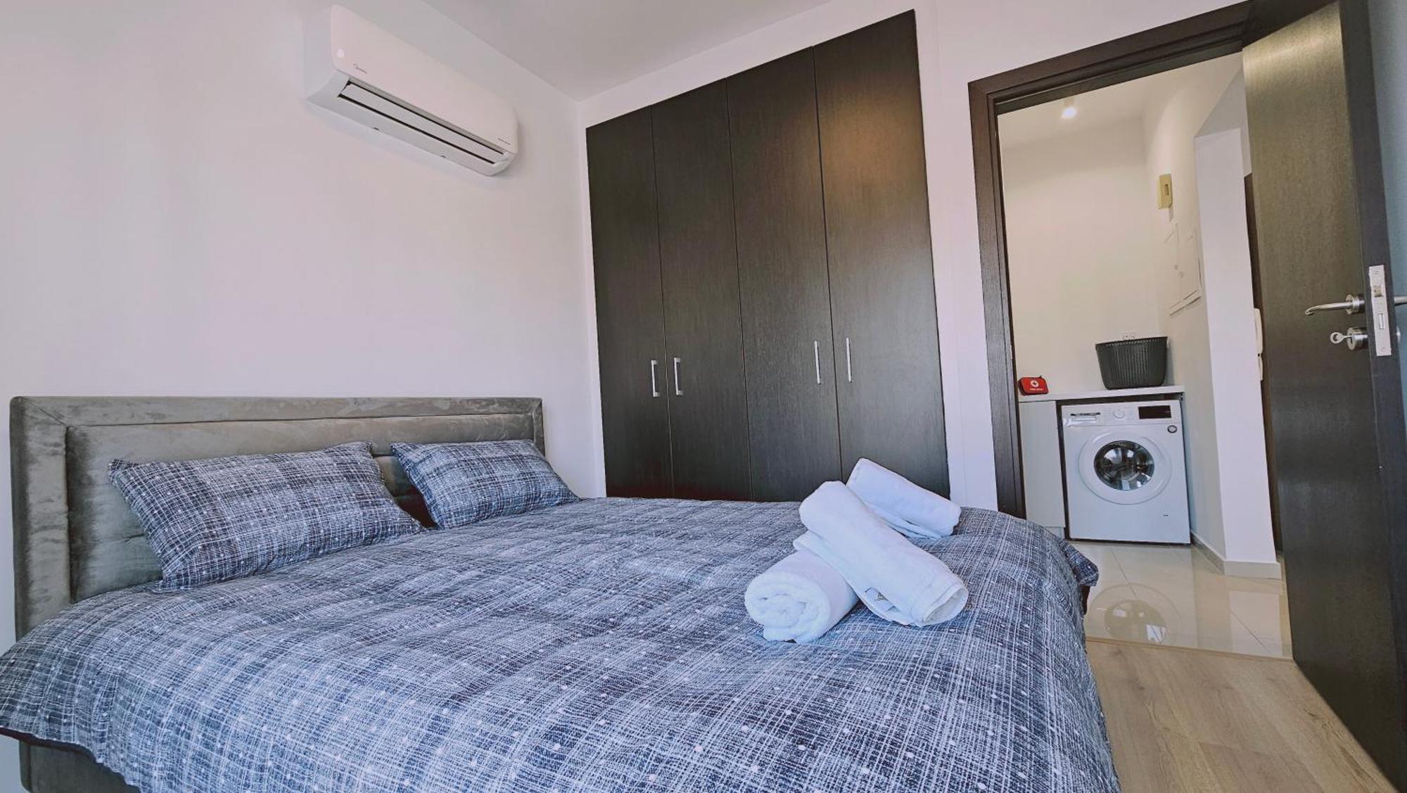 Stay Cosmo City Suites Нікосія Екстер'єр фото