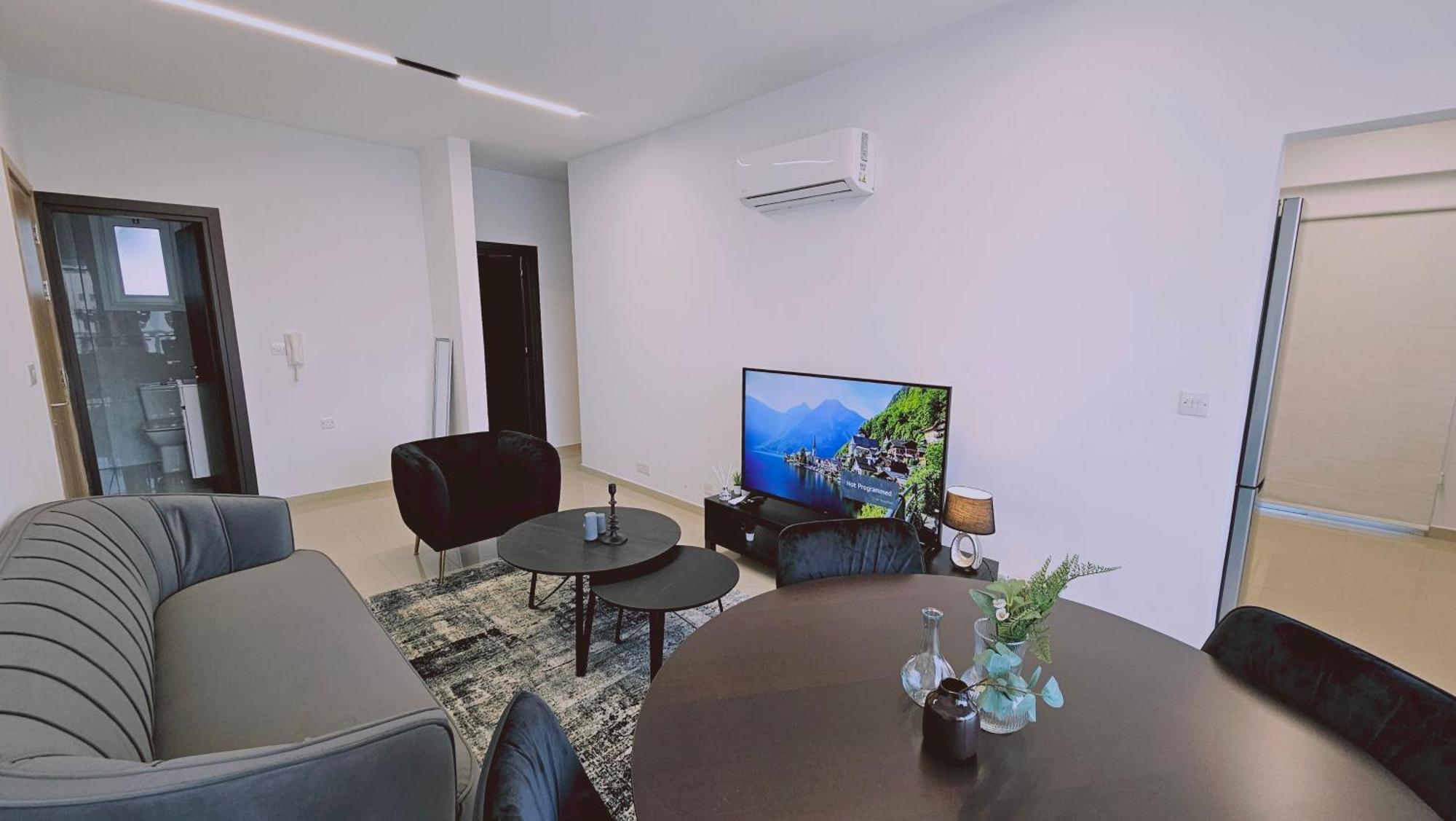 Stay Cosmo City Suites Нікосія Екстер'єр фото