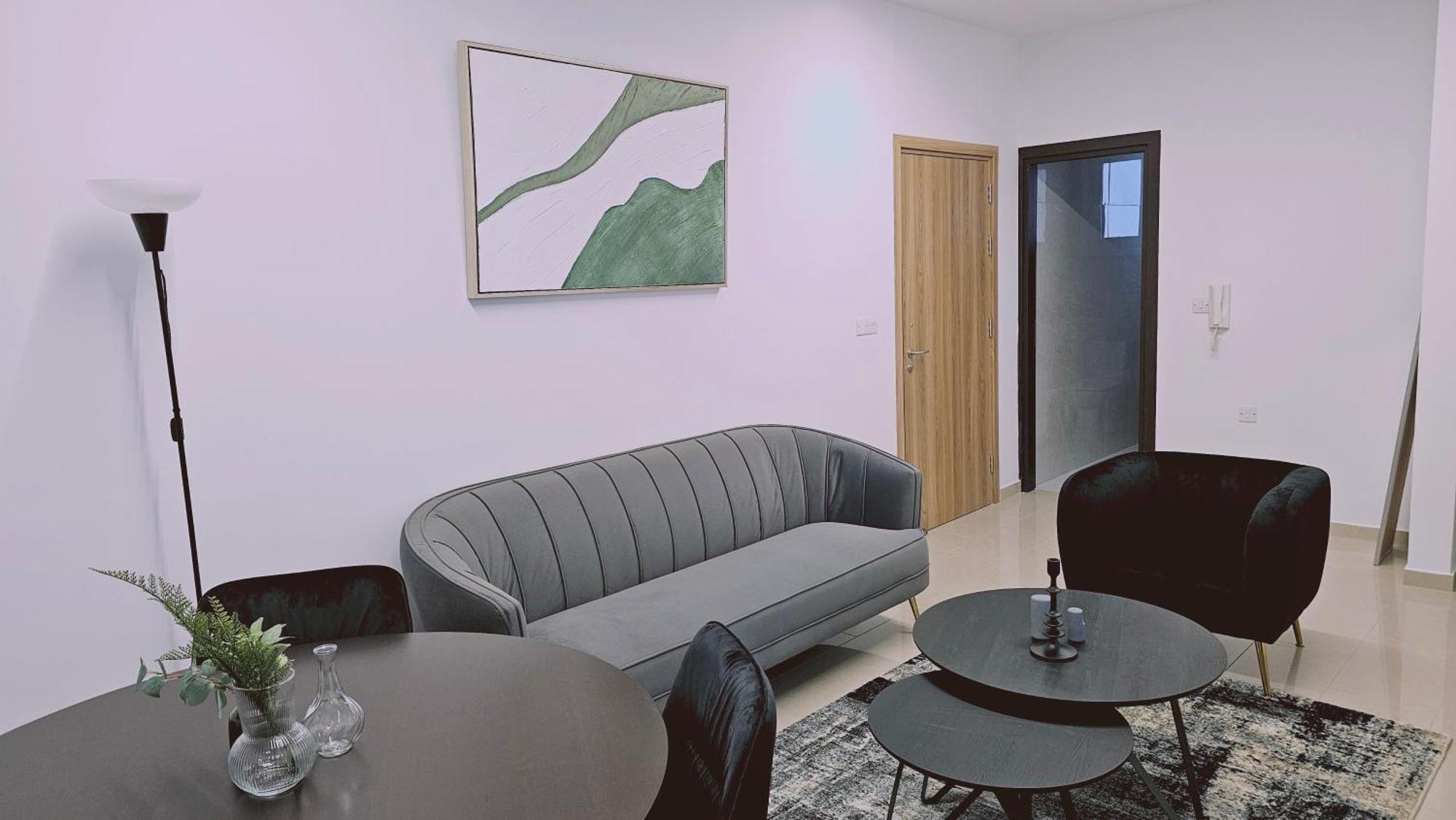 Stay Cosmo City Suites Нікосія Екстер'єр фото